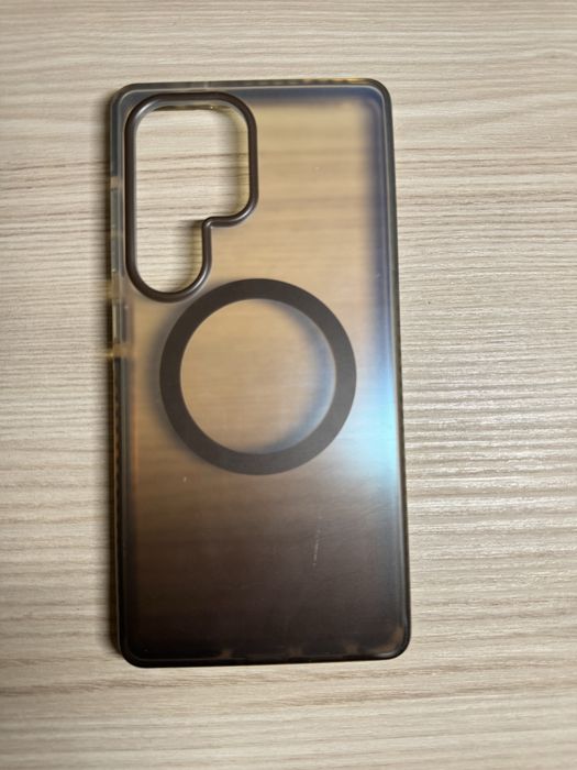 Чехол с MagSafe градиент для Samsung Galaxy S25 Ultra (матовый/прозрачный)