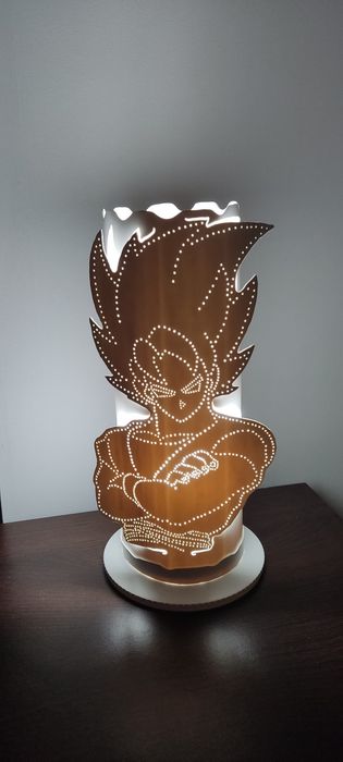 Luminária Decorativa Goku