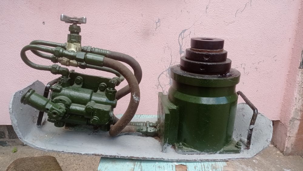 Домкрат авіаційний б/в