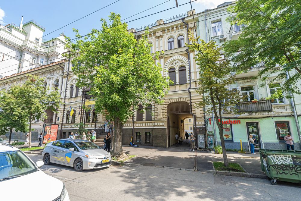 New Унікальна 2к  Історичний Центр Парк Шевченка Терещенківська Золоті Ворота Льва Толстого Володимирська