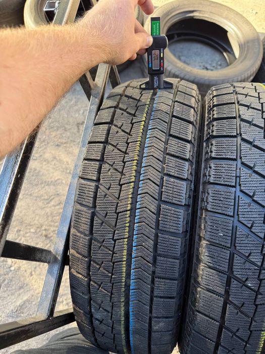 Шины БУ 195 65 R 15 Bridgestone Blizzak VRX Зима Комплект резина