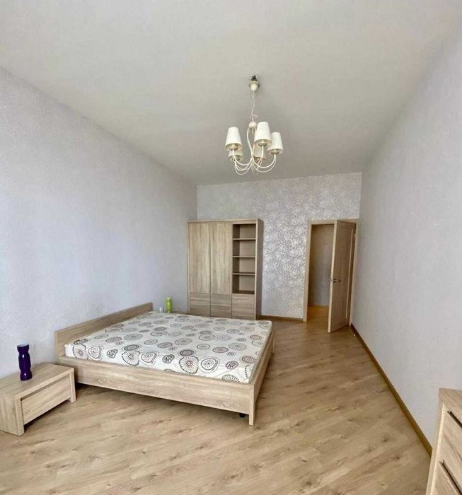 Продаж 2-кімнатної квартири по вул. Вишняківській