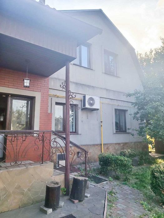 ПРОДАЖ 2поверх.будинку ЗАХОДИ/ЖИВИ. 3 санвузли, 2 гаража, утеплений