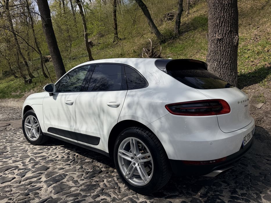 Продаж  Porsche Macan 2018 • 2.0 Turbo
