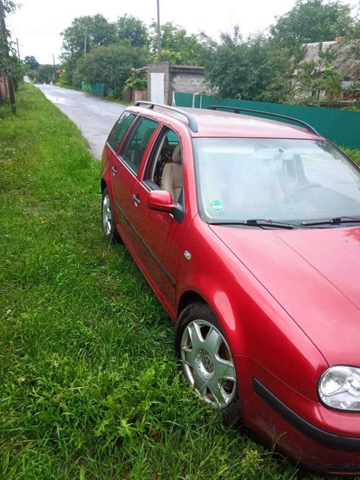 Volkswagen Golf 4 Universal