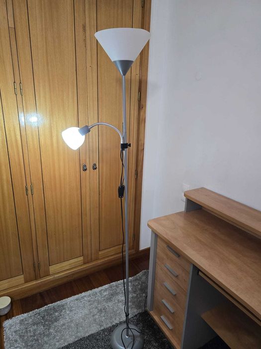 Candeeiro de pé ikea