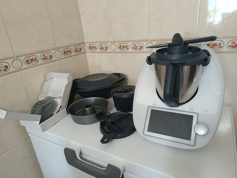 Bimby Tm6 praticamente nova