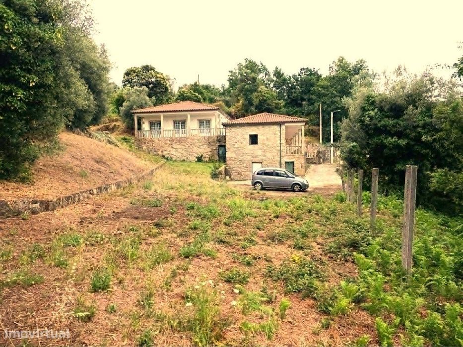 Moradia T3 em Pedra em Fontoura