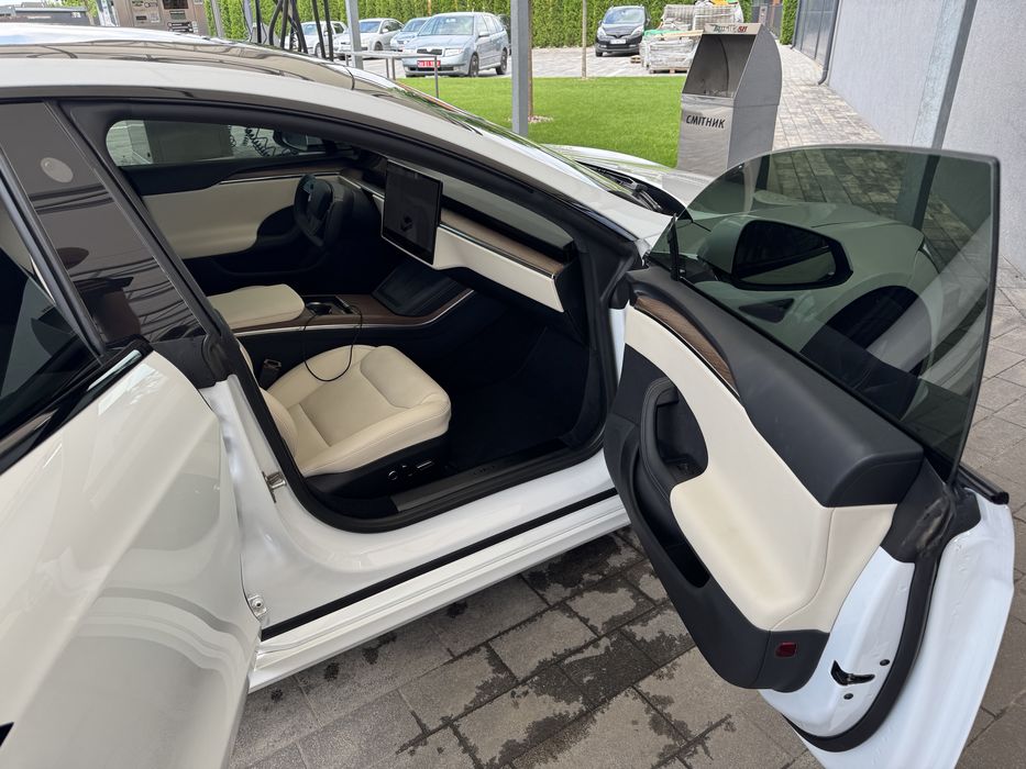 Tesla model s 2022