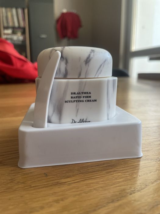 dr. althea rapid firm sculpting cream