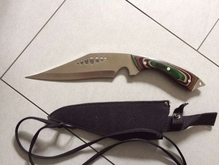 Nóż myśliwski z pokrowcem -nowy