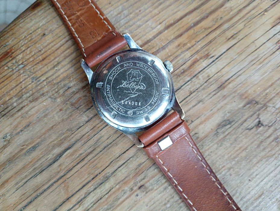 Delbana retro, nie na F465,  cal, taki jak w Breitlling