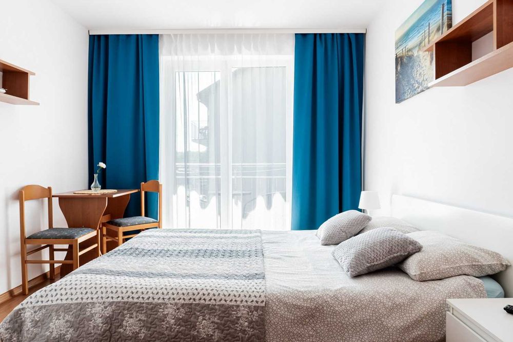 Pokoje i apartamenty Posejdon. 450m od morza.