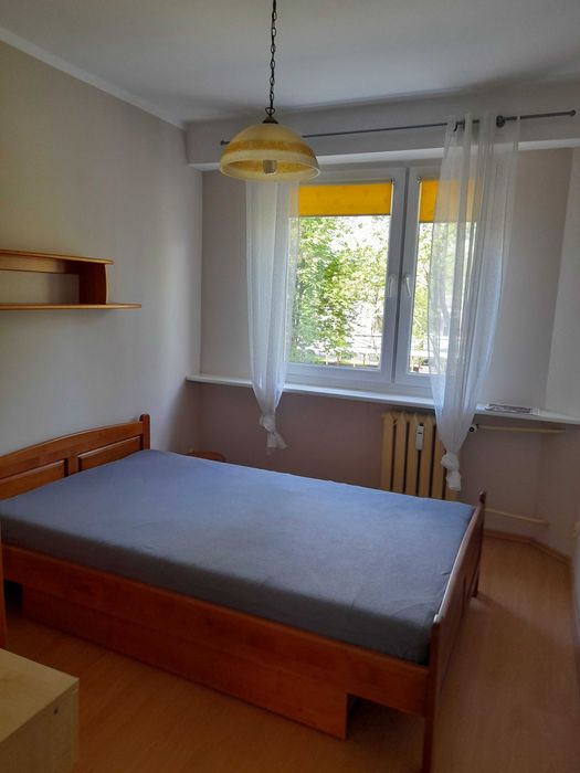 Jaroty  2 pokoje z miejscem garażowym pod wiatą