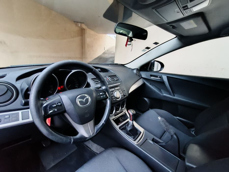 Mazda 3 1.6 Diesel Sedan ano 2011