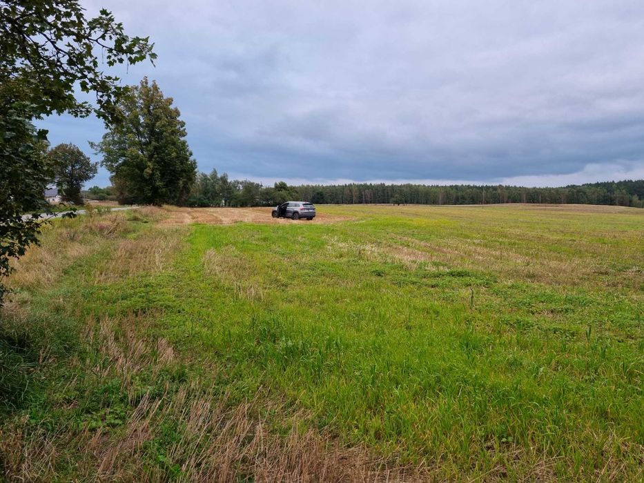 Sprzedam działkę budowlaną 15a