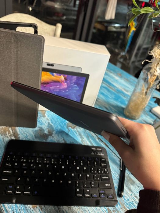 Новый планшет с памятью на 256