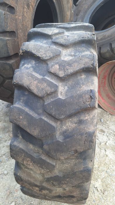 12.5-20 BKT MPT 570 12PR 12,5/20 opona bez napraw