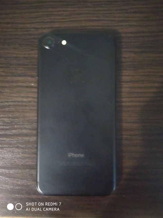 Айфон 7 32 ГБ неверлок