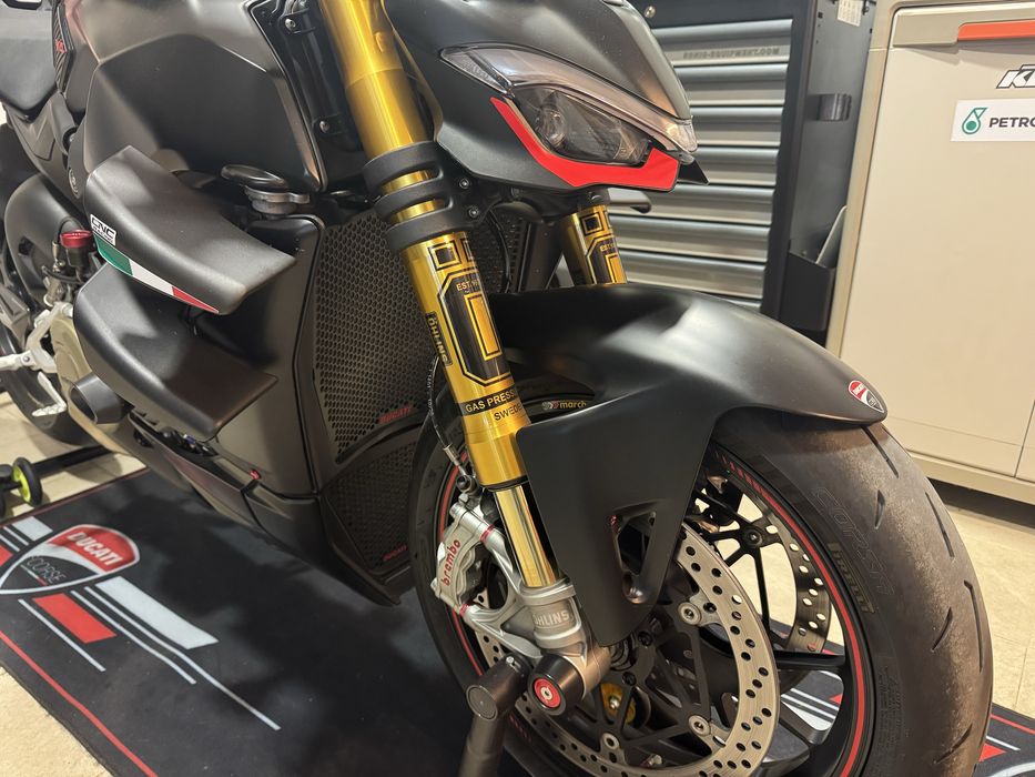 Ducati streetfighter v4s