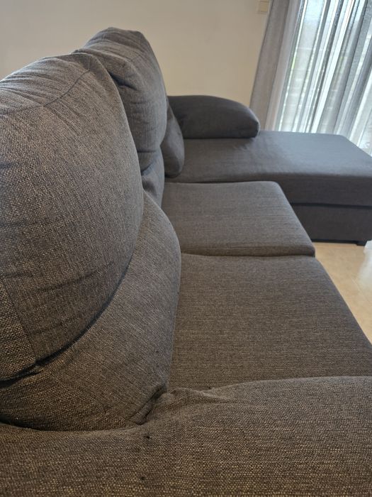 Sofá cinzento  usado