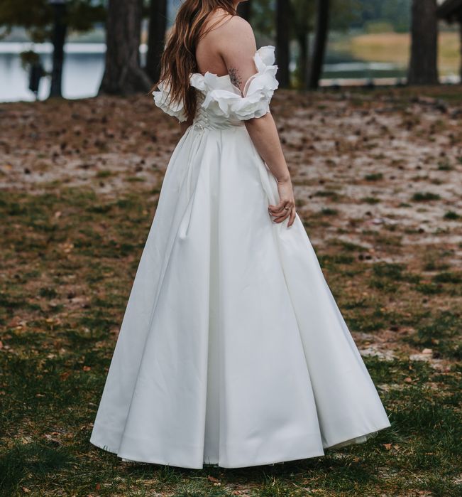 Suknia ślubna polskiej firmy Gala