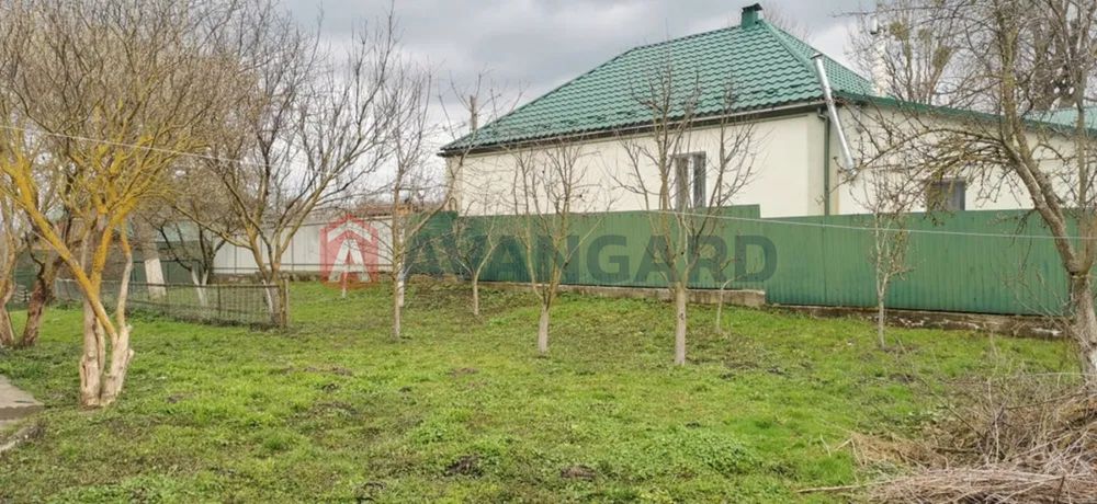 Продаж будинку в с. Малиничі