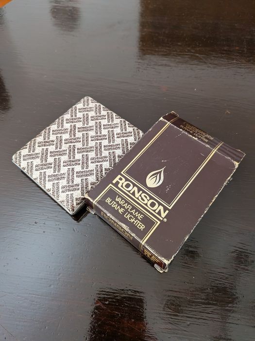 Isqueiro Ronson Vintage Prateado com Caixa – Coleção
