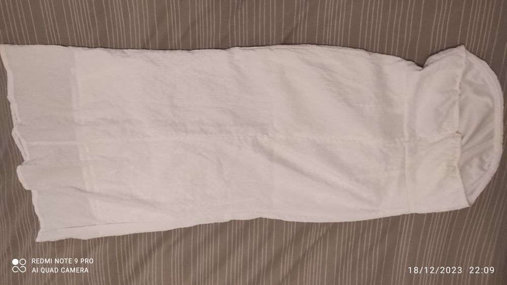 Vestido branco cai cai