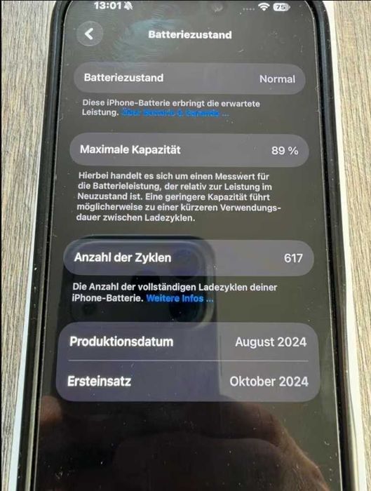 iPhone 16 Pro 128GB Black Titanium + Case