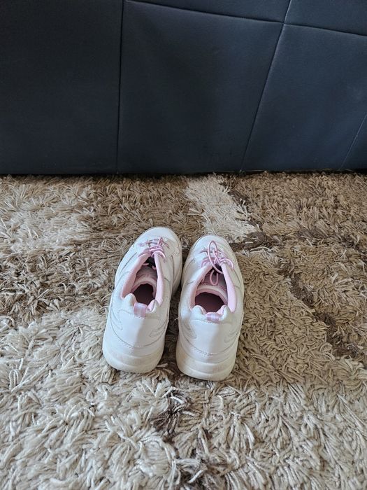 Buty Fila biale z różowym 35