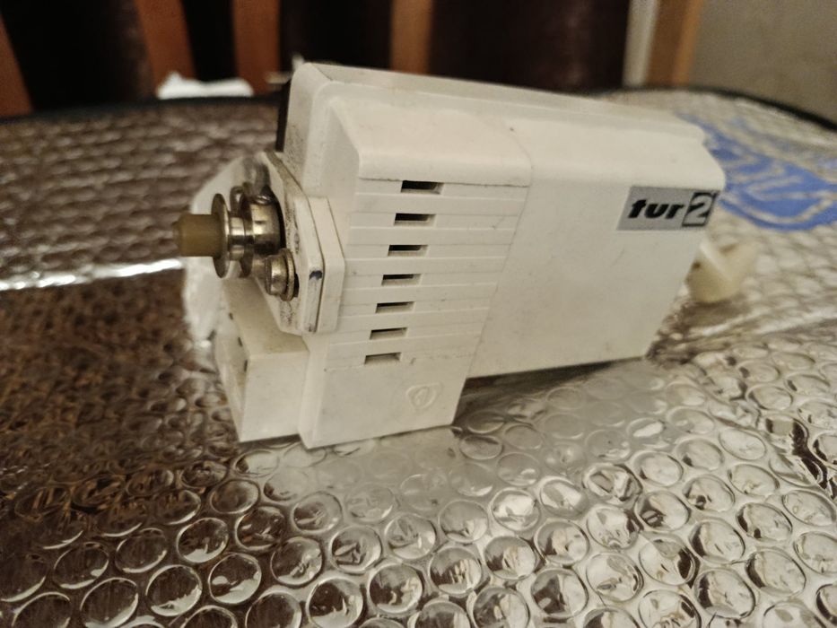 Двигатель от швейной машины