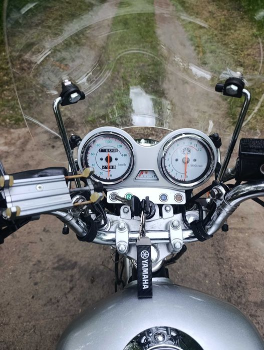 Yamaha YBR125 Custom