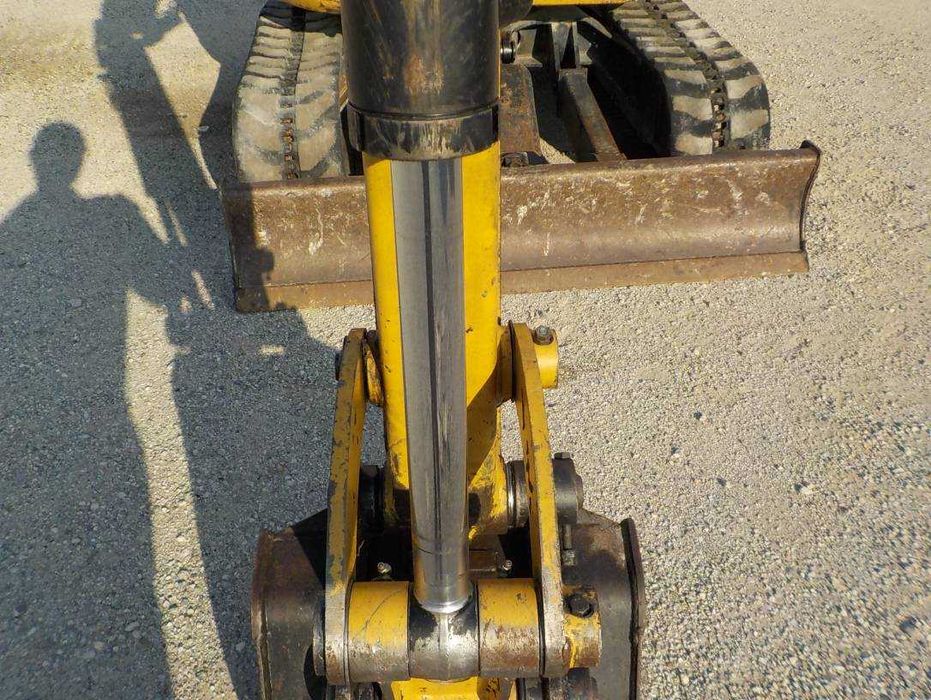 Экскаватор гусеничный CAT 303C SR