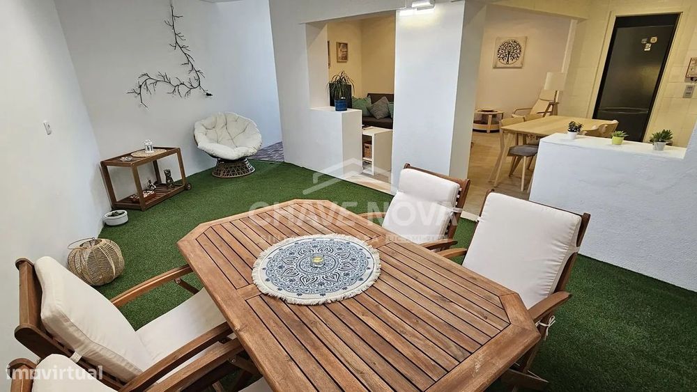 T2 Totalmente Mobilado na Primeira Linha de Mar em Lavra — Perafita, Lavra E Santa Cruz Do Bispo, Porto
