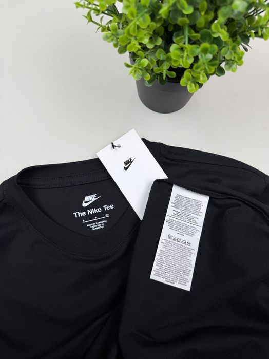 Футболка Nike Premium Sportswear майка найк