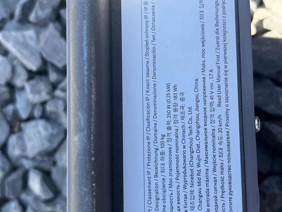 Hulajnoga elektryczna Mi Electric Scooter Essential
