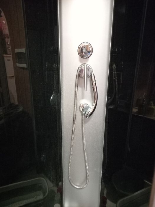 Душова кабіна нисбкий подон