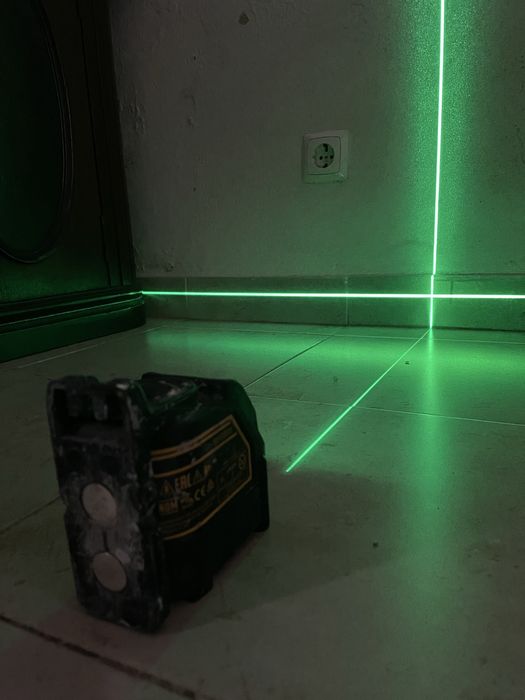 Laser Dewalt a venda