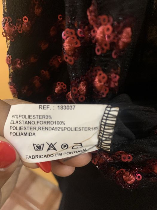 Macacão “TCO” 3XL (46) vermelho com lantejoulas + azul escuro novo