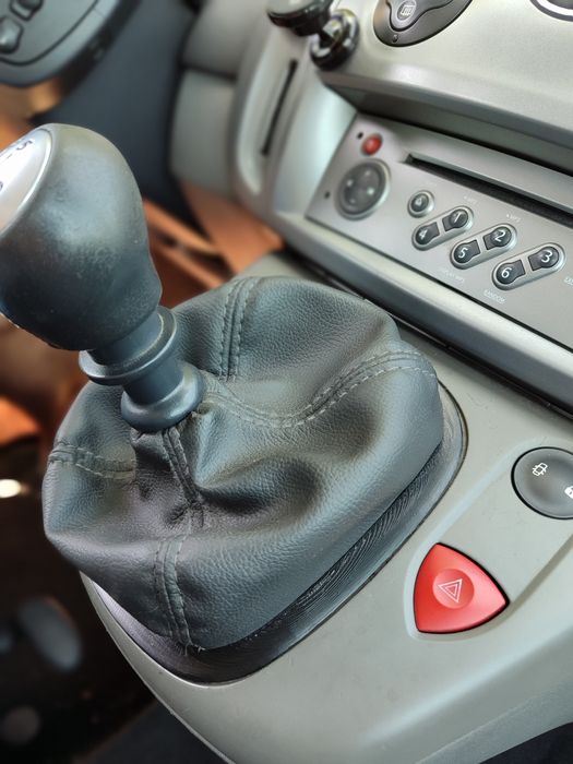 Рамка чохла куліси КПП Renault Scenic 2