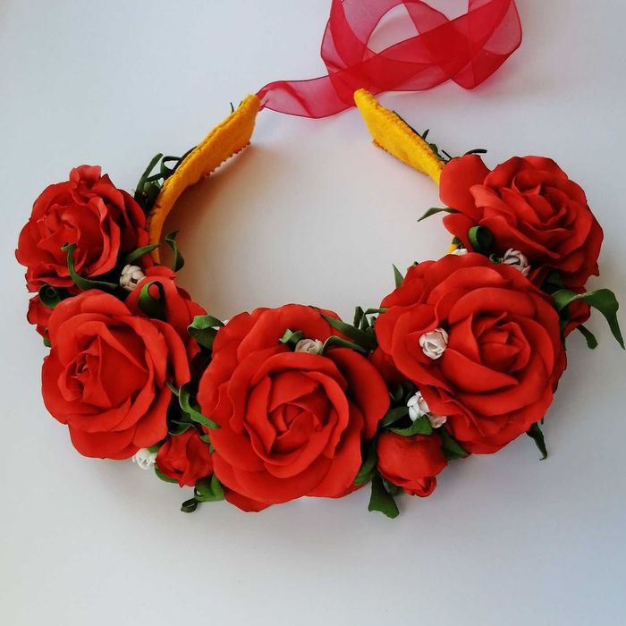 Український віночок червоний пишний з трояндами обруч вінок з квітами