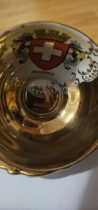 Xicara de chá  banhada  a ouro Switzerland Baviera