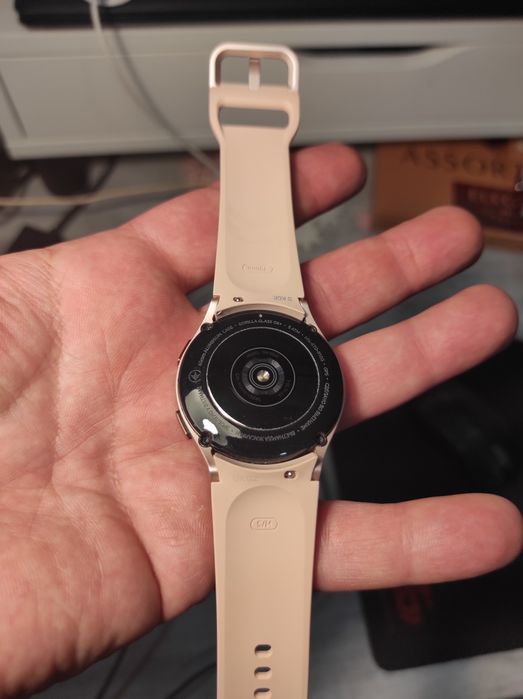 Samsung Galaxy Watch 4 Gold