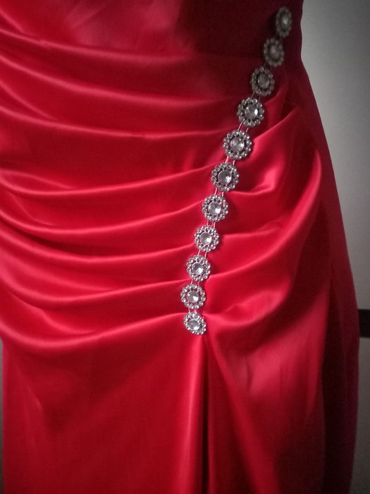 sukienka wieczorowa czerwień bal studniowka  wesele tren nowa FisTan A
