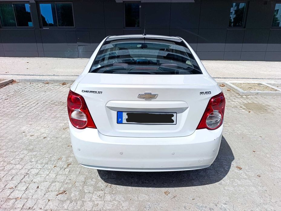 Chevrolet AVEO 1.3 Diesel 2013 com LCD screen