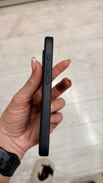 Чехол aple 16pro оригинал с comfi