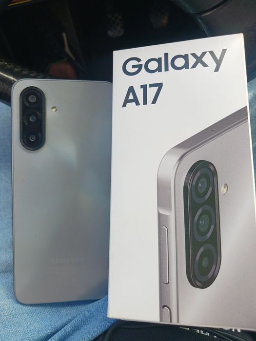 Samsung a17 como novo