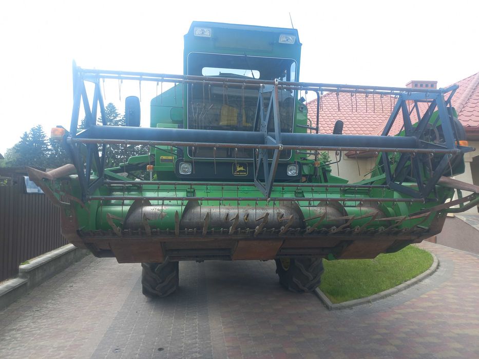 Комбайн John deere 1052