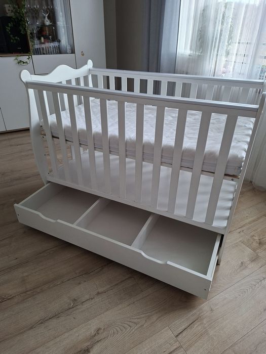 Łóżko, łóżeczko Hania 120x60 białe z szufladą materac